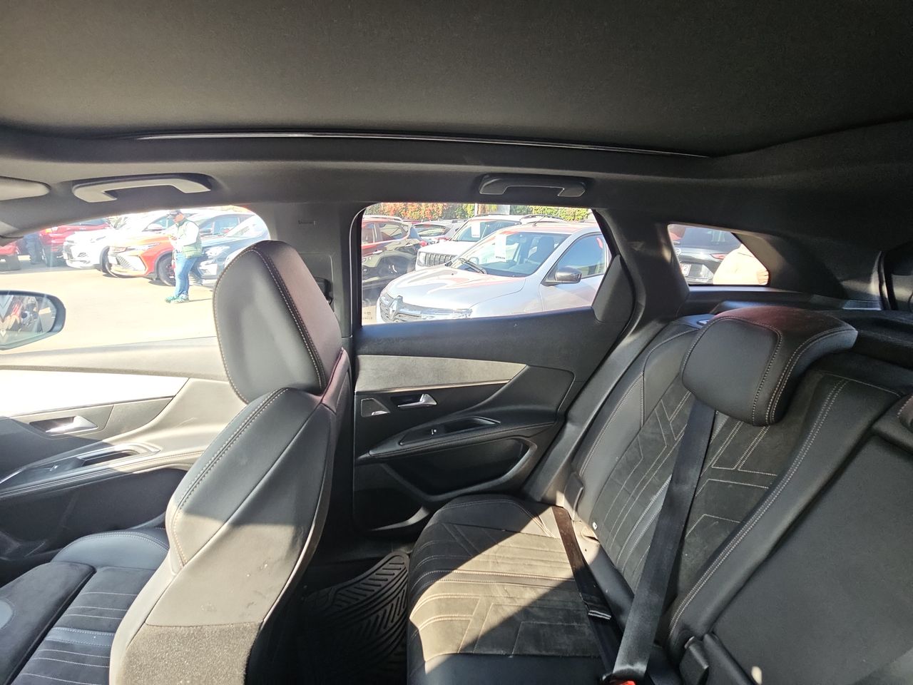Peugeot 3008 3008 Puretech 180 Eat8 1.6 Aut 2024 Usado en Usados de Primera - Sergio Escobar