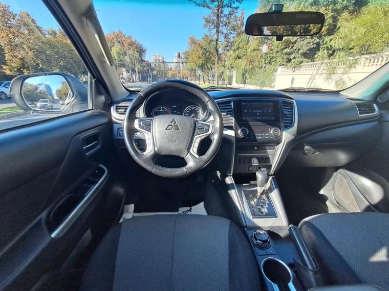 Mitsubishi L200 Dakar 4x4 2.4 Aut 2021 Usado Usado en Webautos.cl Mitsubishi L200 Dakar 4x4 2.4 Aut 2021 Usado Usado en Webautos.cl