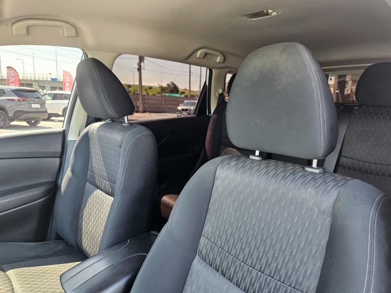 Nissan X-trail 2.5 Sense 2row At 4x4 2023 Usado  Usado en Kovacs Usados