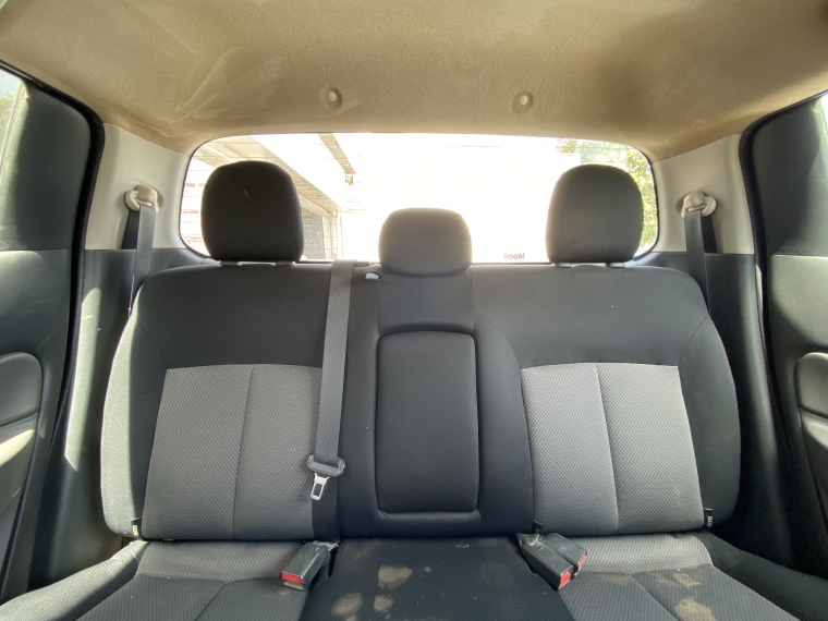 Mitsubishi L200 L200 D/c 2.4 Katana Cr 4x2 Llantas/cromado 2017 Usado en Rosselot Usados