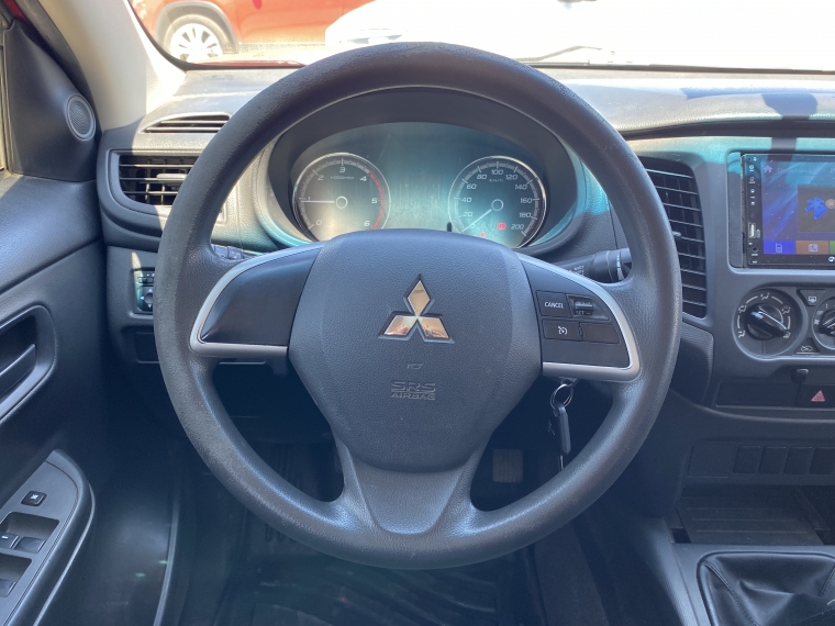 Mitsubishi L200 L200 D/c 2.4 Katana Cr 4x2 2021 Usado en Rosselot Usados