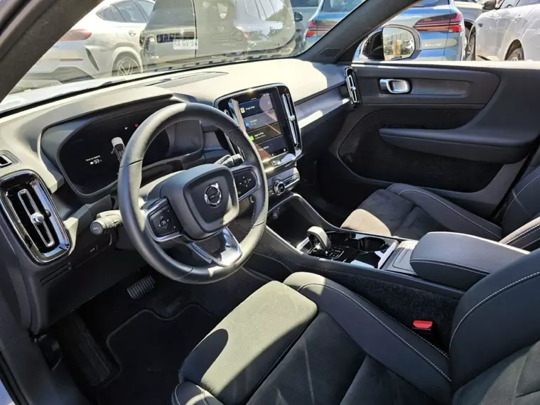 Volvo Ec40 P6 Recharge 2025 Usado Usado en Webautos.cl Volvo Ec40 P6 Recharge 2025 Usado Usado en Webautos.cl