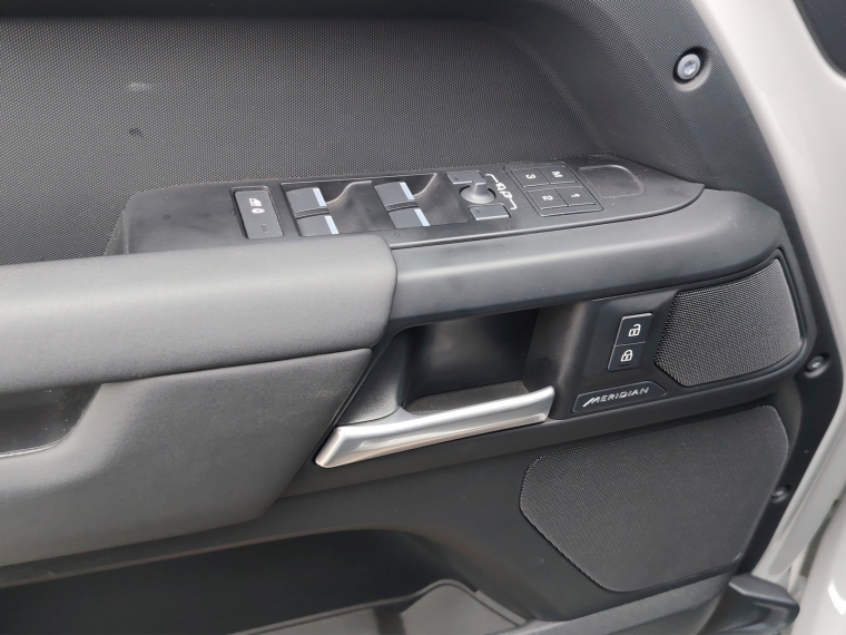 Land rover Defender 110 3.0id X-dynamic Se 2026 Usado  Usado en BMW Premium Selection