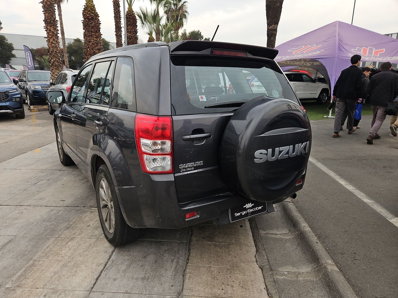 Suzuki Grand nomade Gran Nomade Glx Sport 2.4 2016 Usado en Usados de Primera - Sergio Escobar