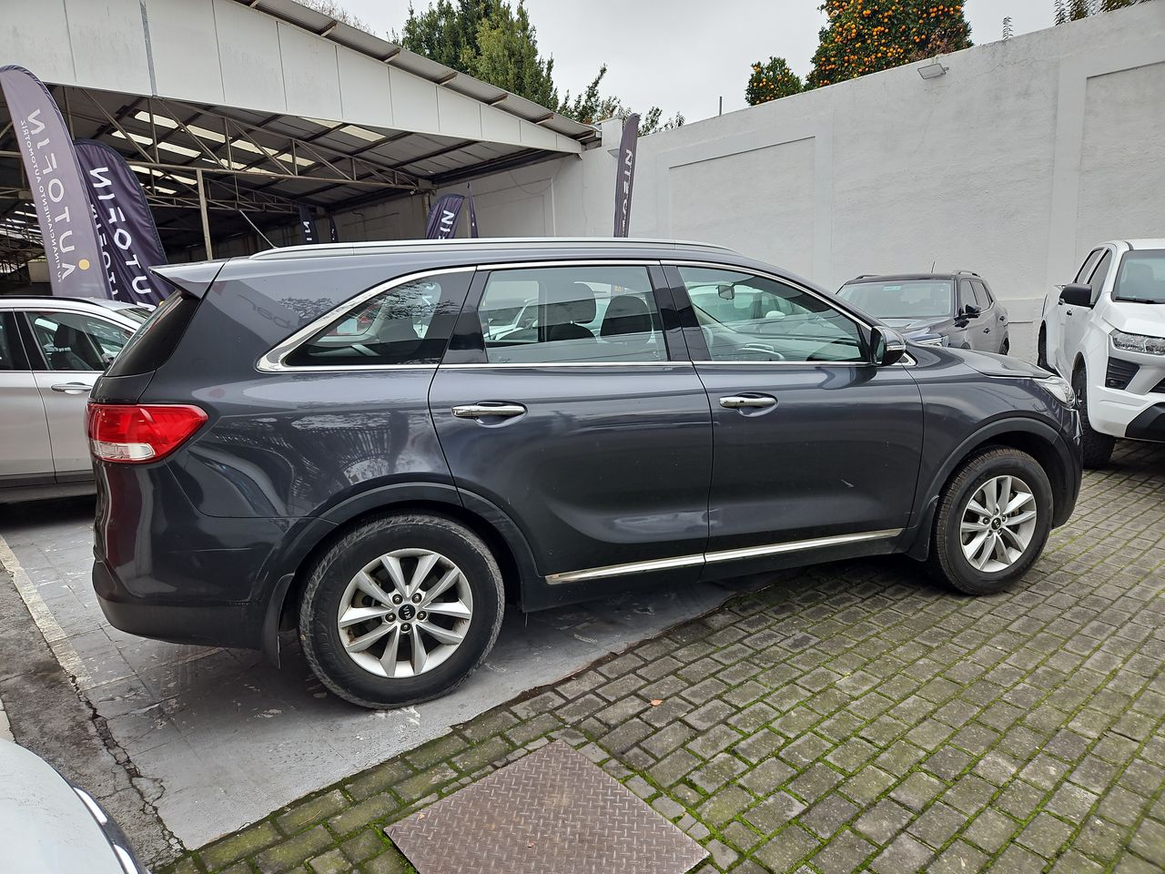 Kia Sorento Sorento Ex 2.4 Aut 2017 Usado en Usados de Primera - Sergio Escobar