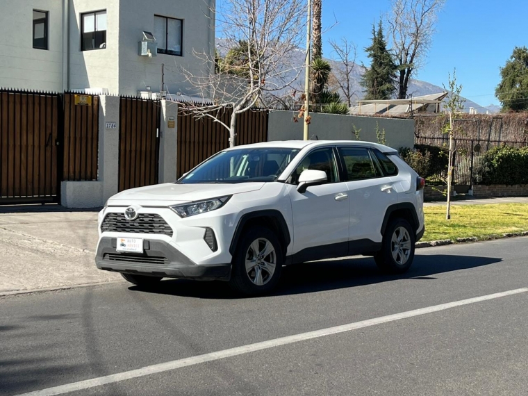 TOYOTA RAV4 LE 2021