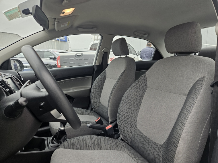 Kia Soluto Soluto Lx 1.4l 5mt G Ll Euro 6b - 2328 2024 Usado en Rosselot Usados