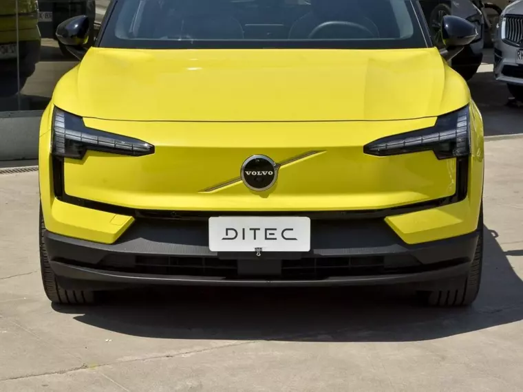 Volvo Ex30 Ex30 E60 Ultra At Electrico 2025 Usado Usado en Webautos.cl Volvo Ex30 Ex30 E60 Ultra At Electrico 2025 Usado Usado en Webautos.cl