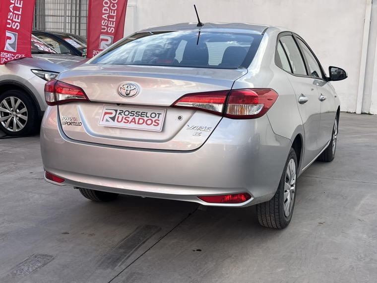 Toyota Yaris sedan Yaris Sedan Otto 1.5 2022 Usado en Rosselot Usados