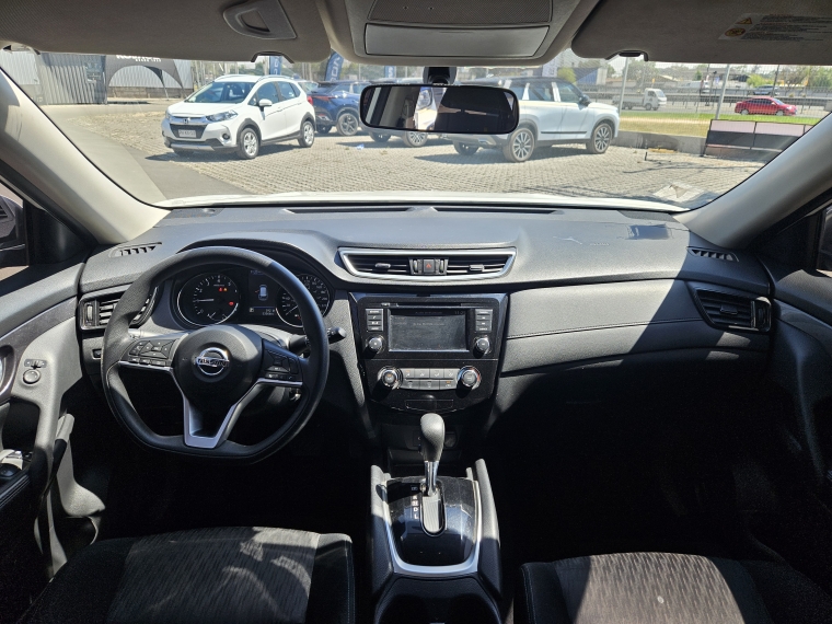 Nissan X-trail 2.5 Sense 2row At 4x4 2023 Usado  Usado en Kovacs Usados