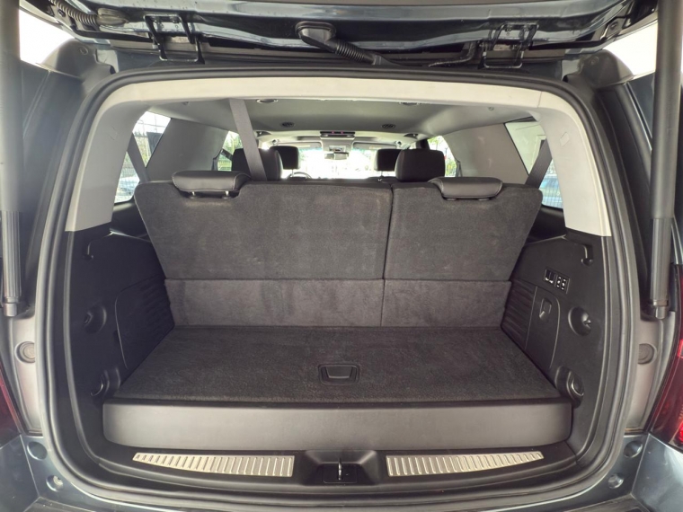 Chevrolet Tahoe Lt 5.3 Aut 4x4 2019 Usado en Automotriz Olea Flaño