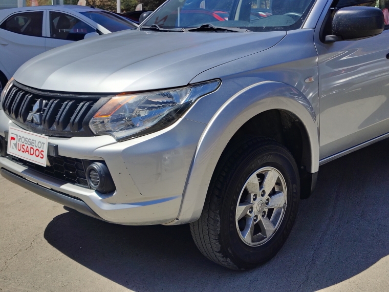 Mitsubishi L200 L200 Work Cr 2.4 2019 Usado en Rosselot Usados