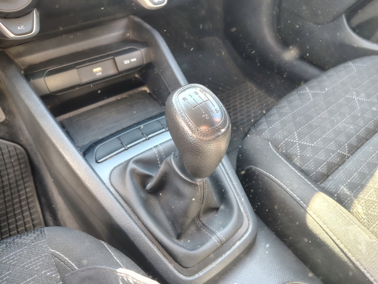 Kia Rio 5 Rio 5 Lx 1.4l 6mt Ri - 2316 2024 Usado en Rosselot Usados