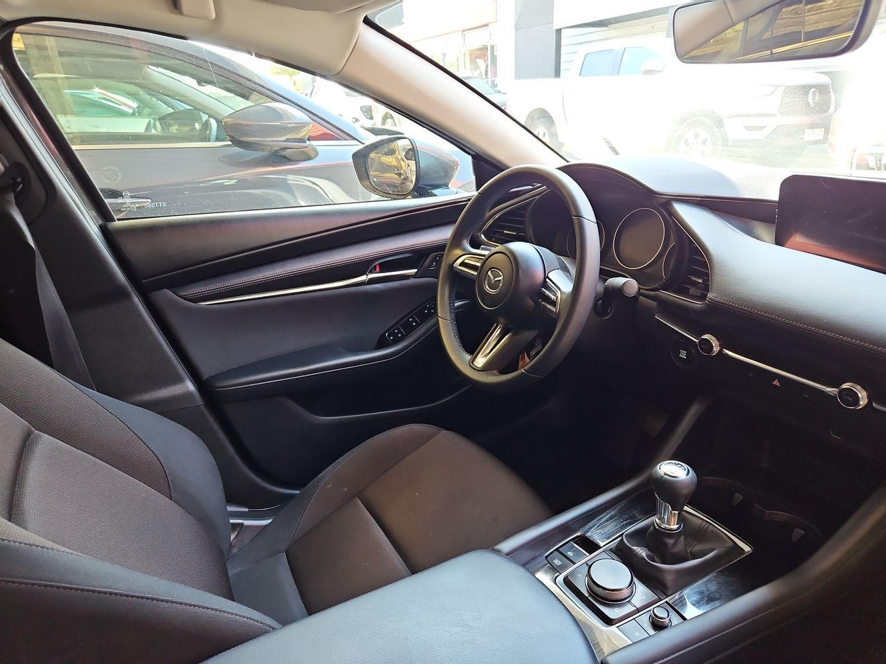 Mazda 3 3 Sedan 2.0 2023 Usado en Usados de Primera - Sergio Escobar