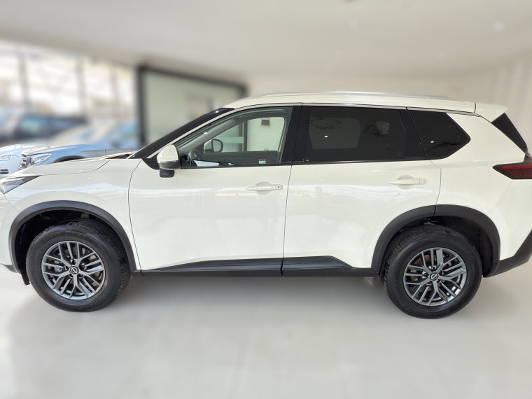 Nissan X-trail 4x2 7p Cvt 2.5 2023 Usado en Automotriz Olea Flaño