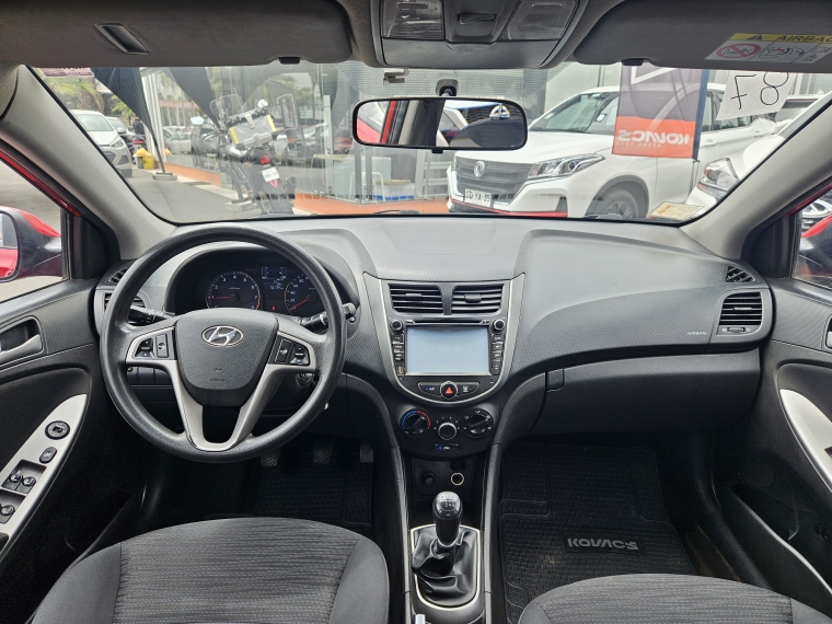Hyundai Accent Rb Gl 1.4 2017 Usado  Usado en Kovacs Usados