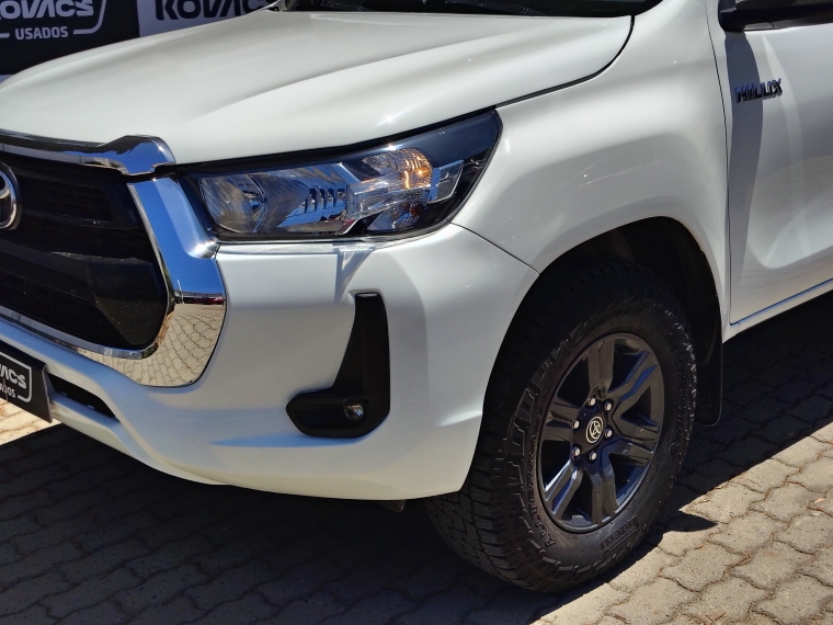 Toyota Hilux 2.4 Sr 7 Ab Mt 4x2 Diesel 2022 Usado  Usado en Kovacs Usados