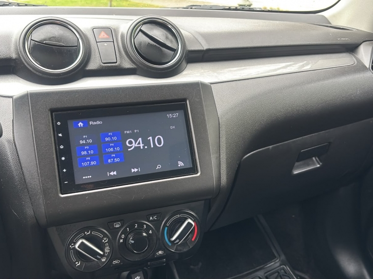 Suzuki Swift 2Wd 1.2Cc — foto 10 de 11