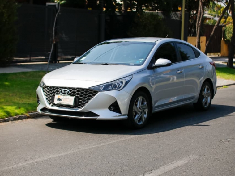 Hyundai Accent Accent Hci 1.6 Aut  2023 Usado en Autoadvice Autos Usados