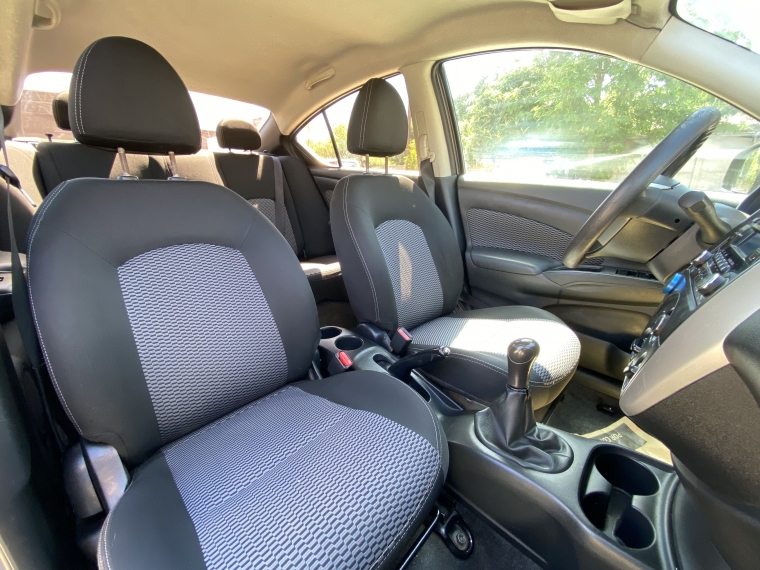Nissan Versa 1.6 Sense Mt 2018 Usado  Usado en Kovacs Usados