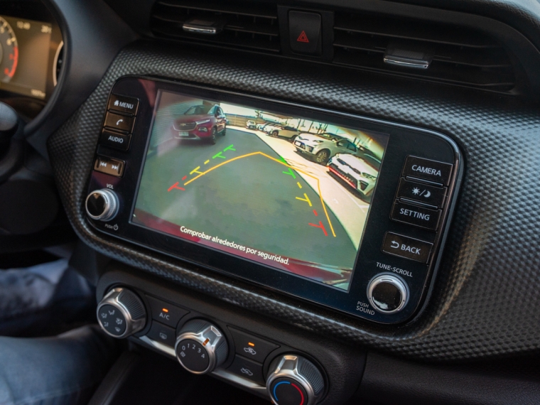 Nissan Kicks  1.6 Advance Mt 2025 Usado  Usado en Pompeyo