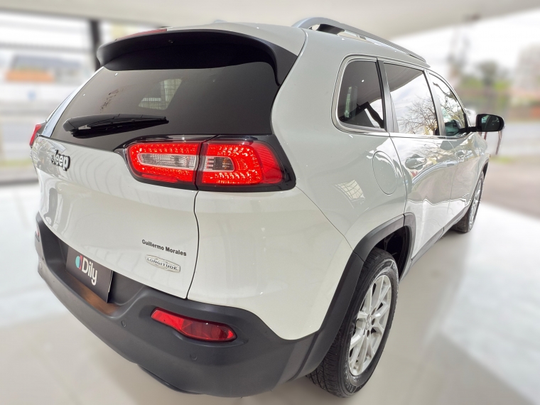 Jeep Cherokee Longitude 2.4 Aut 2017 Usado en Automotriz Olea Flaño