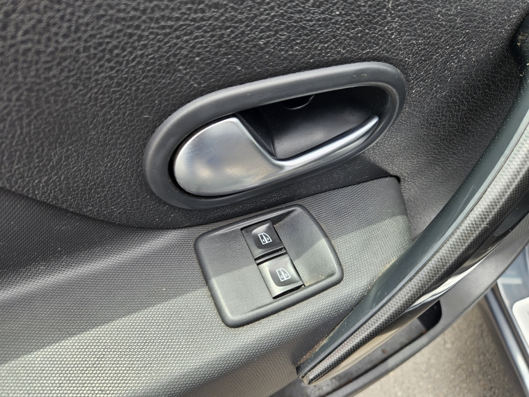 Renault Symbol Intens 1.6 2018 Usado  Usado en Kovacs Usados