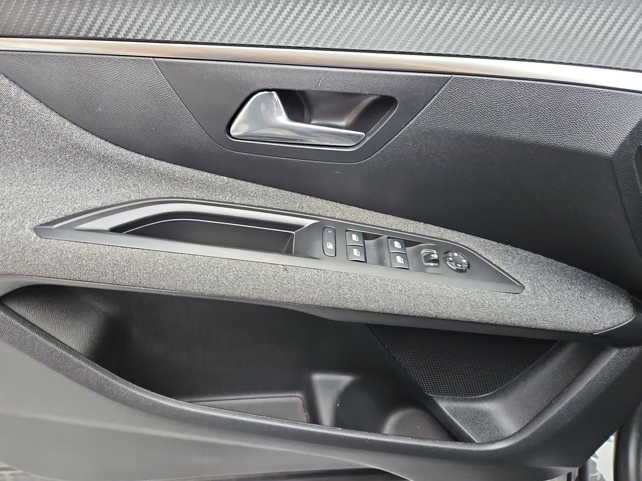 Peugeot 208 3008 Puretech 1.2l 2022 Usado en Usados de Primera - Sergio Escobar