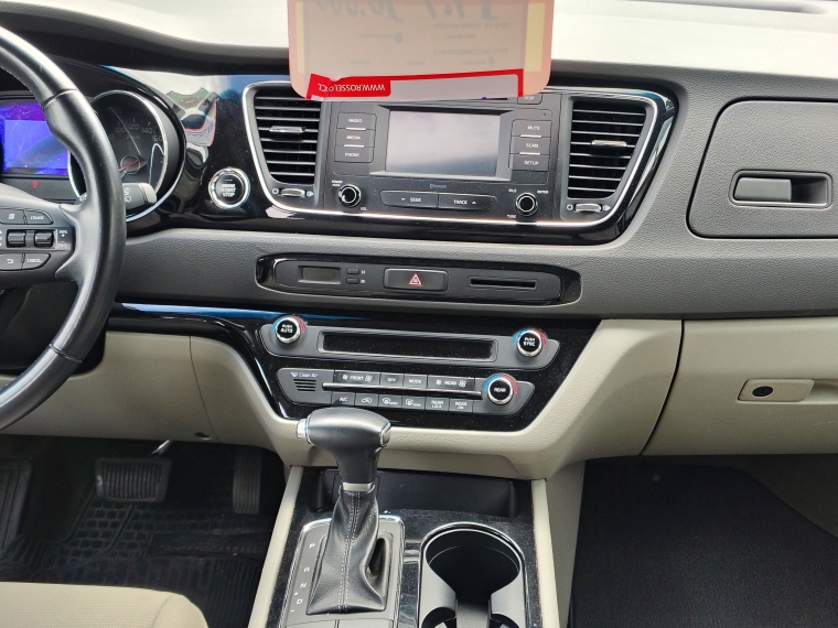 Kia Sorento Grand Carnival Ex 3.3l Gsl 6at 8p Full - 1599 2018 Usado en Rosselot Usados