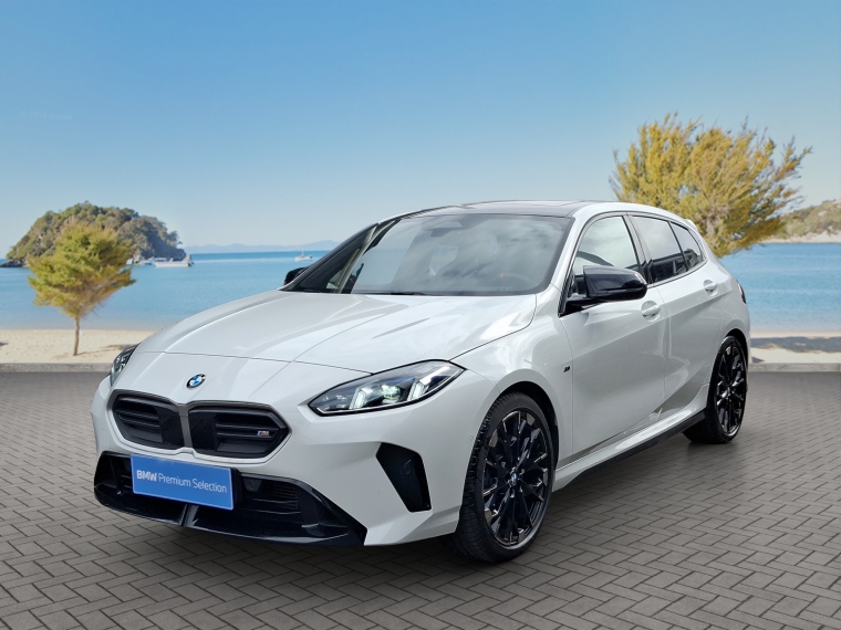 BMW M135 Hatch xDrive 2025