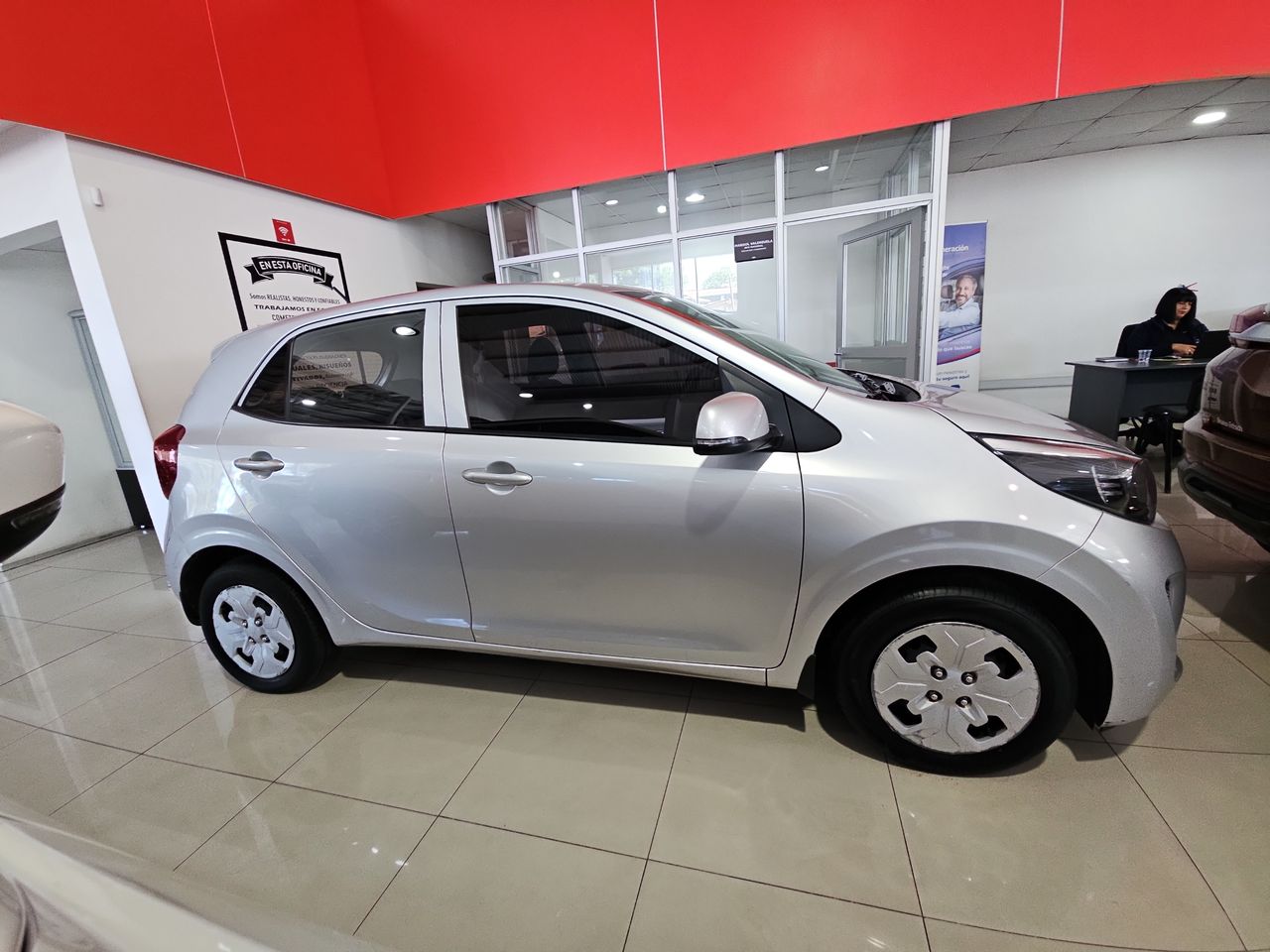 Kia Morning Morning Mpi 1.2 2023 Usado en Usados de Primera - Sergio Escobar