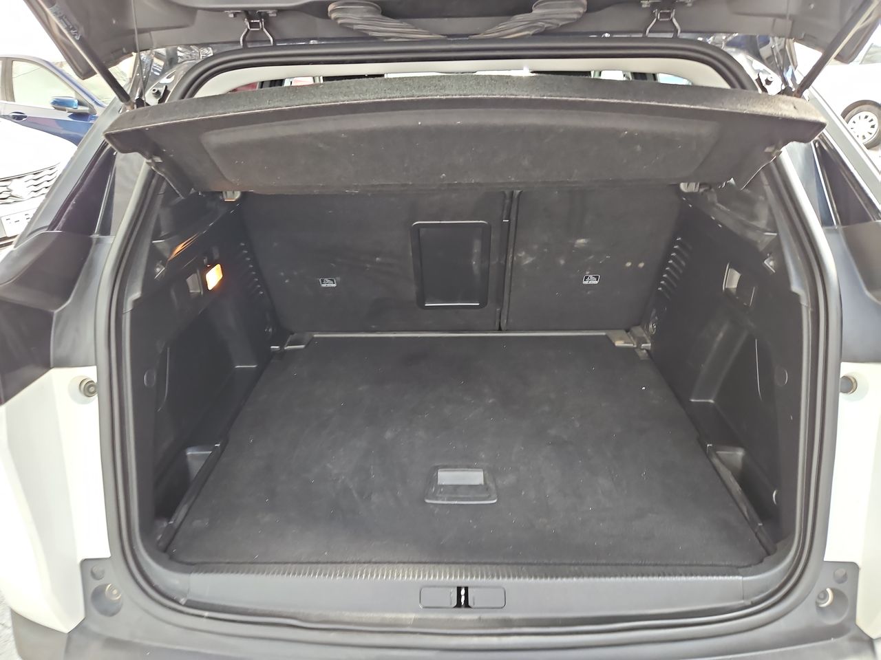 Peugeot 3008 3008 Allure 1.5  Aut 2022 Usado  Usado en Webautos.cl