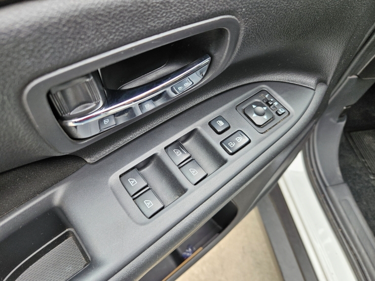 Mitsubishi Outlander Outlander Cvt 2.0 Aut 2023 Usado en Rosselot Usados