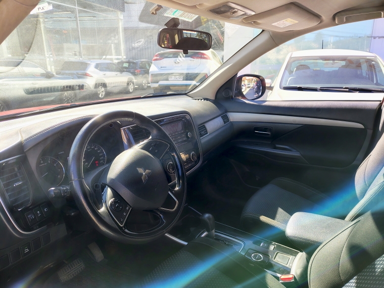 Mitsubishi Outlander Outlander 4x4 At Glx 2.4 + 2018 Usado en Rosselot Usados