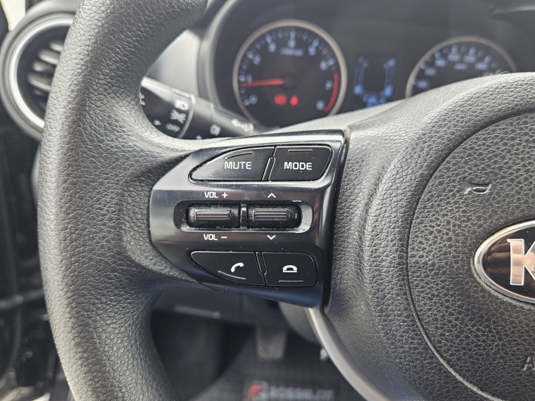 Kia Soluto Soluto 1.4 2021 Usado en Rosselot Usados