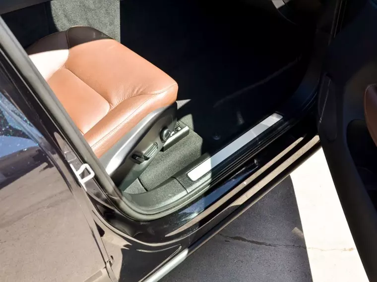 Volvo Xc60 T8 Recharge Plus Hybrid Awd At 5p 2024 Usado Usado en Webautos.cl Volvo Xc60 T8 Recharge Plus Hybrid Awd At 5p 2024 Usado Usado en Webautos.cl