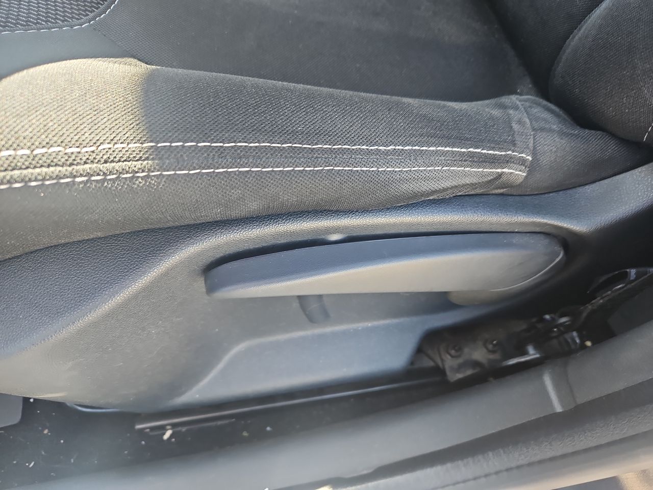 Renault Clio iv Clio Iv Hb Authentique 1.2 2020 Usado en Usados de Primera - Sergio Escobar