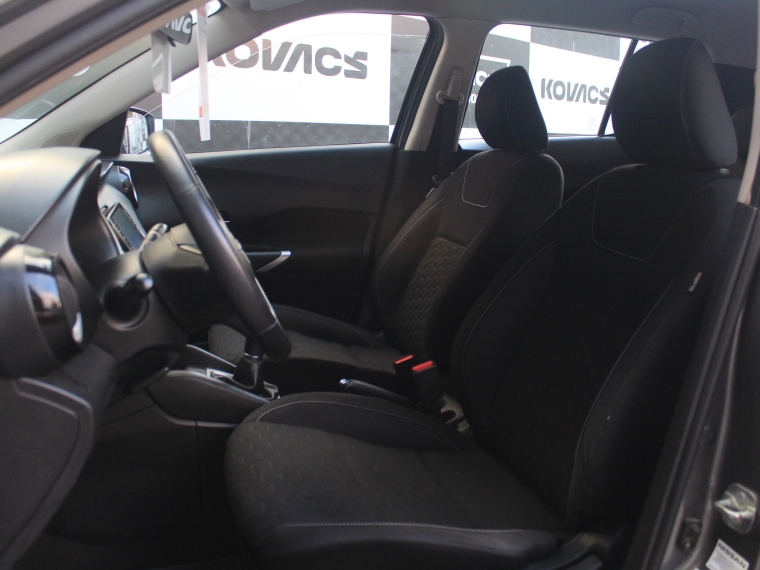 Nissan Kicks 1.6 Advance  Mt 2022 Usado  Usado en Kovacs Usados