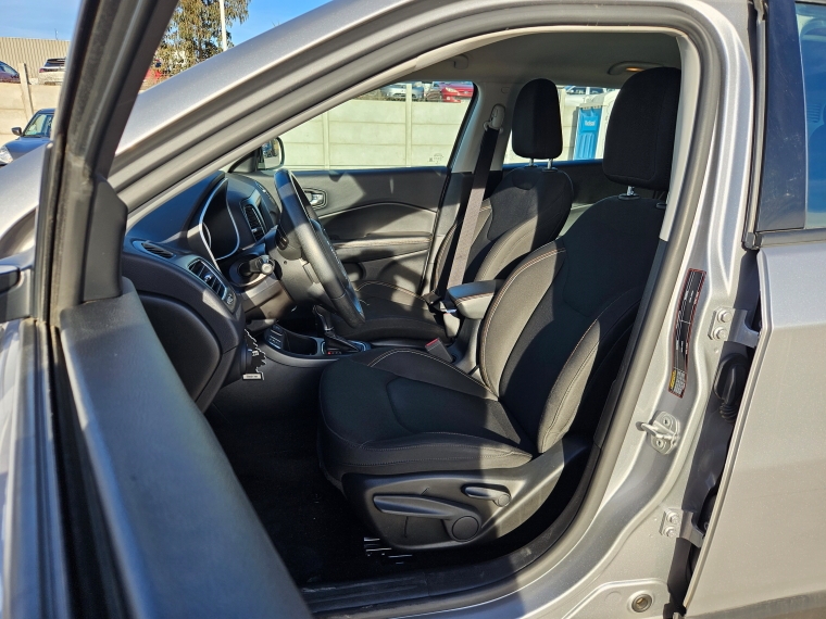 Jeep Compass Compass Sport At6 2.4 Aut 2021 Usado en Rosselot Usados