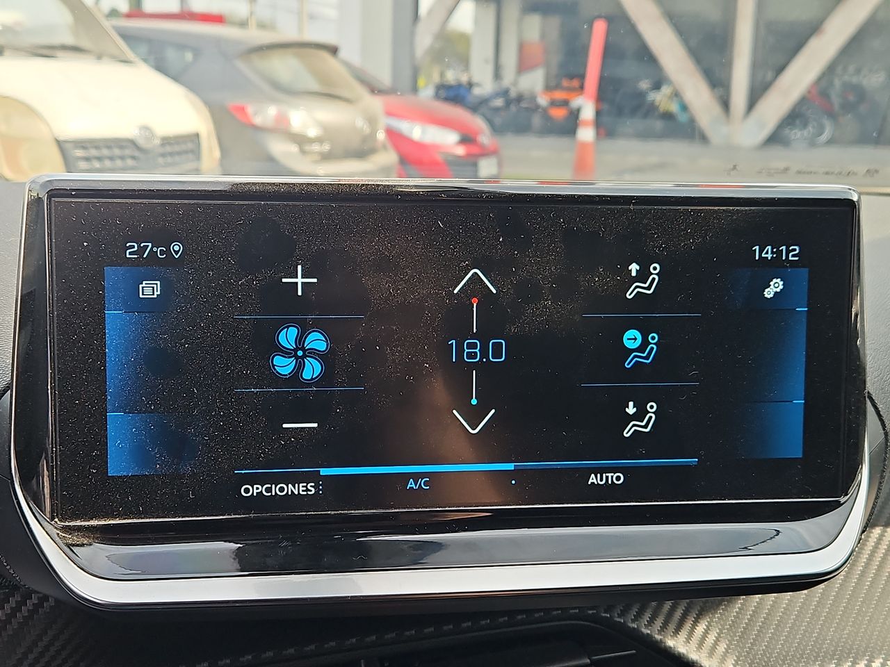 Peugeot 2008 2008 Blue Hdi 130 Eat8 1.5 Aut 2022 Usado en Usados de Primera - Sergio Escobar