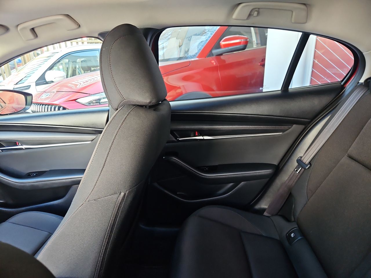 Mazda 3 3 Sedan 2.0 Aut 2023 Usado en Usados de Primera - Sergio Escobar