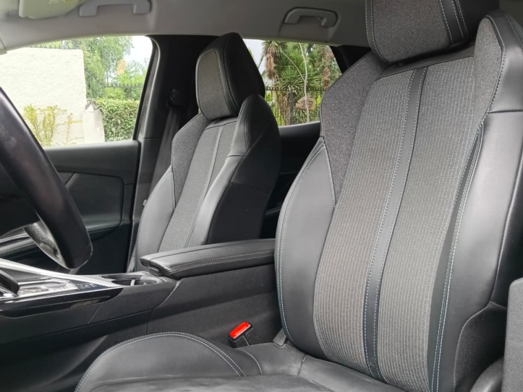 Peugeot 3008  Allure Pack Bluehdi 130 Eat8 2021 Usado en Autoadvice Autos Usados