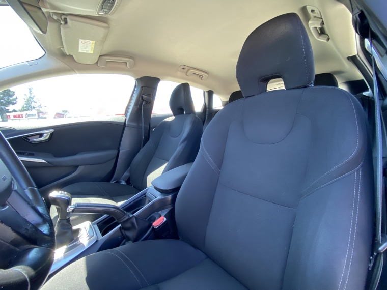 Volvo V40 V40 D2 Mec 1.6 Comfort 2015 Usado en Rosselot Usados
