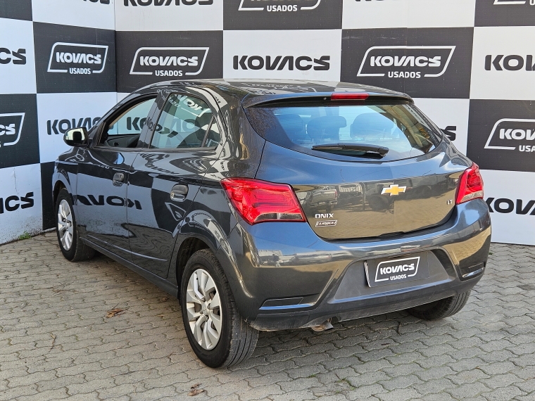 Chevrolet Onix 1.4 Lt Mt 2019 Usado  Usado en Kovacs Usados
