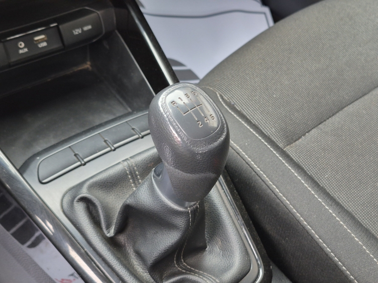 KIA Rio5 — foto 16 de 19