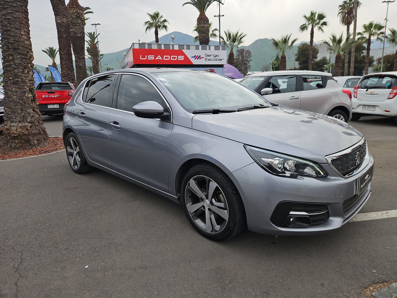 Peugeot 308 308 Blue Hdi 130 Eat8 1.5 Aut 2022 Usado en Usados de Primera - Sergio Escobar
