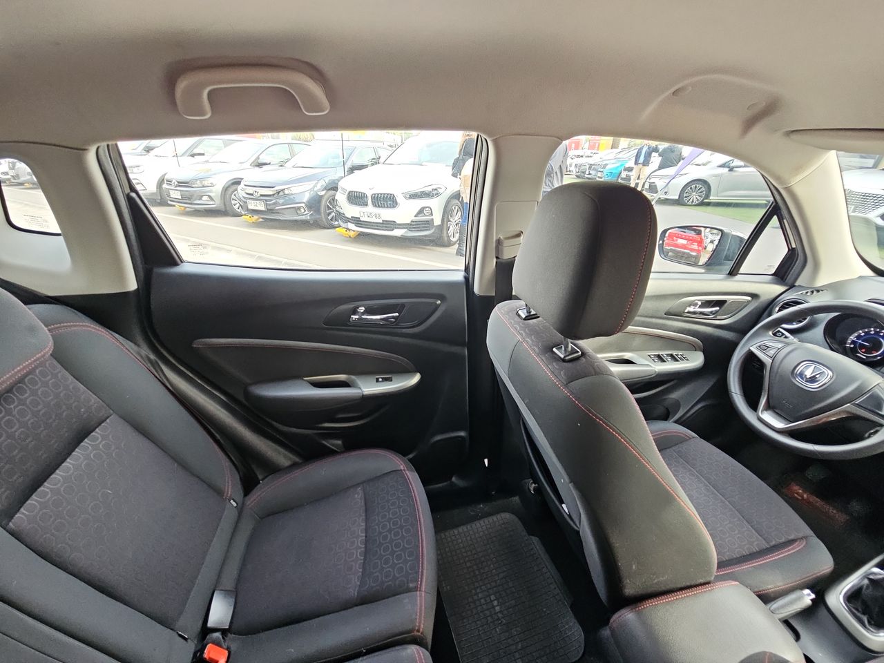 Changan Cs15 Cs15 Hatch Back 1.5 2023 Usado en Usados de Primera - Sergio Escobar