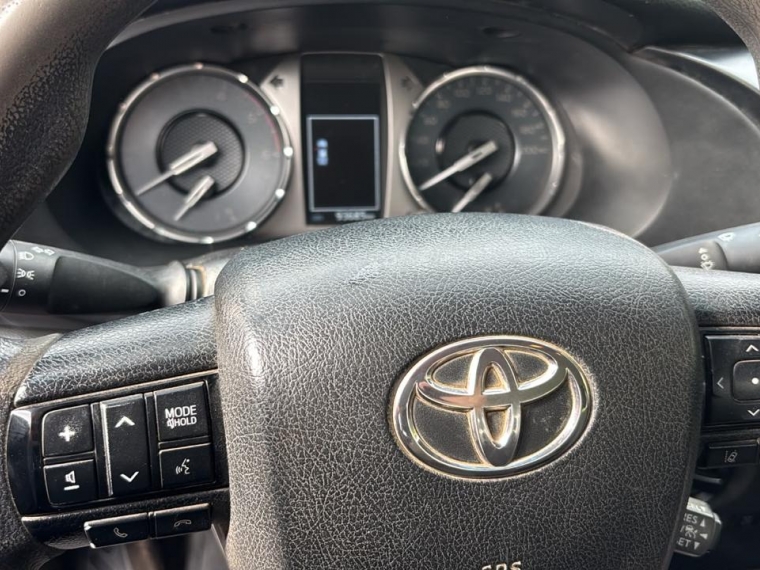 Toyota Hilux Dcab Dx 4X4 2.4Cc — foto 9 de 10