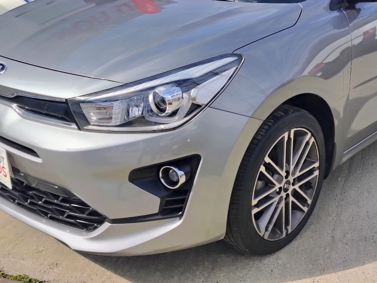Kia Rio 5 Rio 5 Sport 1.6 2022 Usado en Rosselot Usados
