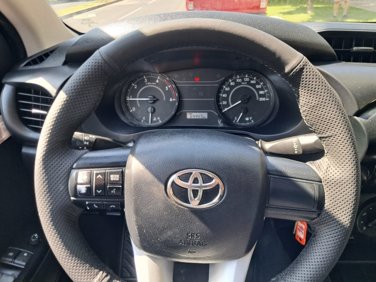 Toyota Hilux Dx 4x4 2.4 2019  Usado en GT Autos